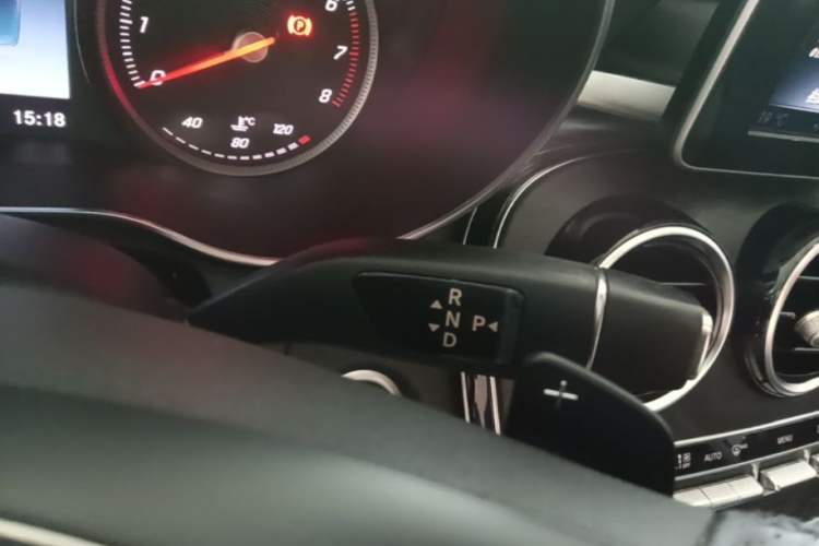 Used Mercedes-Benz C-Class 2017 C 200 L Sport Edition Gear Lever