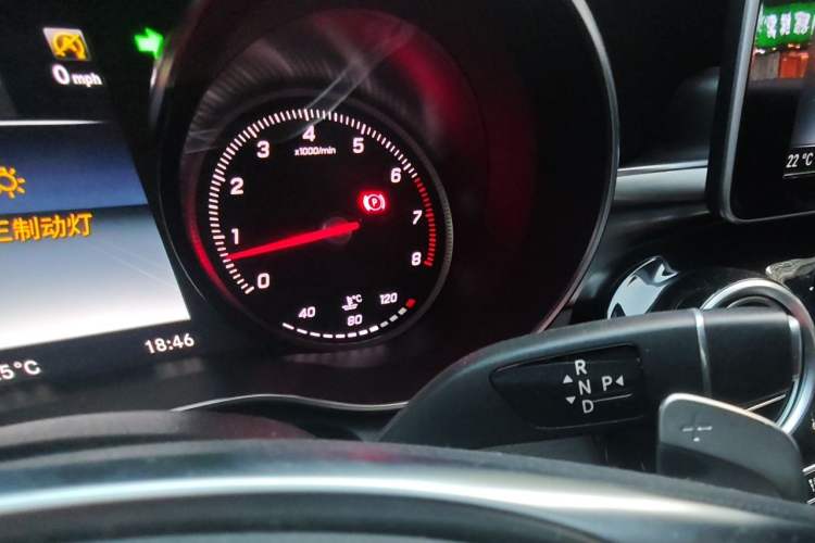 Used Mercedes-Benz C-Class 2017 Facelift C 200 Coupe Gear Lever