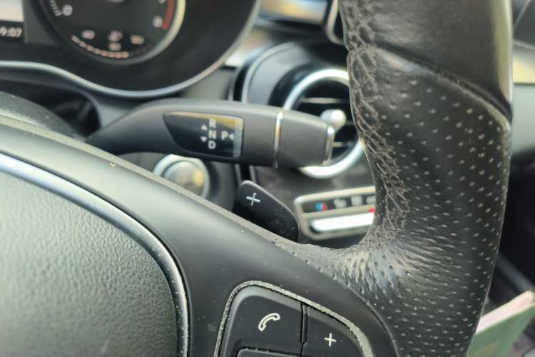 Used Mercedes-Benz C-Class 2017 Facelift C 200 L Sport Edition Gear Lever