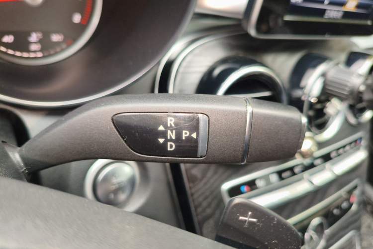 Used Mercedes-Benz C-Class 2017 C 180 L Sport Edition Gear Lever