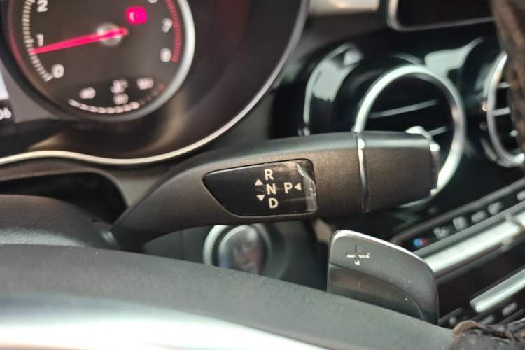 Used Mercedes-Benz C-Class 2017 C 200 Sport Edition Gear Lever