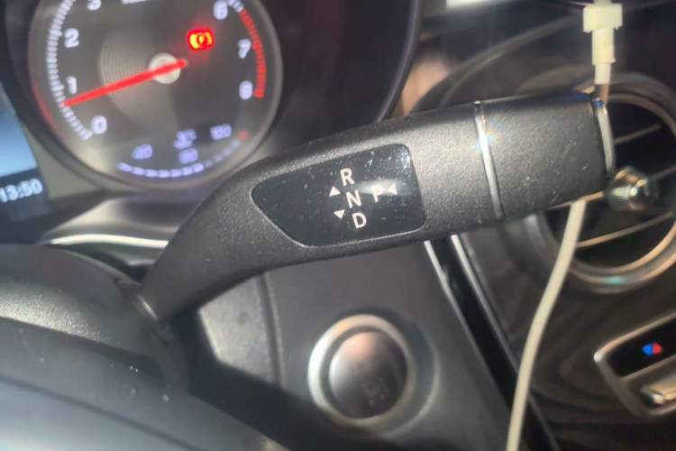Used Mercedes-Benz C-Class 2017 Facelift C 200 Station Wagon Gear Lever