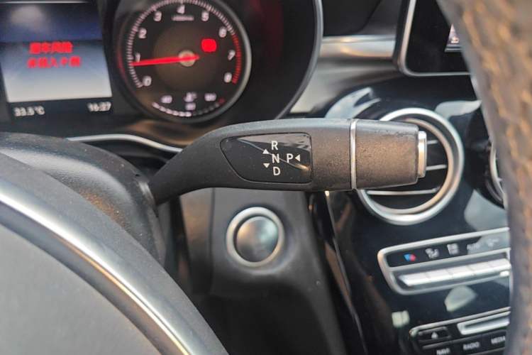 Used Mercedes-Benz C-Class 2017 C 200 Coupe Gear Lever