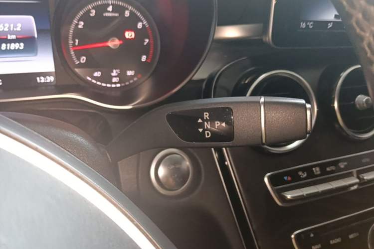 Used Mercedes-Benz C-Class 2017 C 180 L Sport Edition Gear Lever