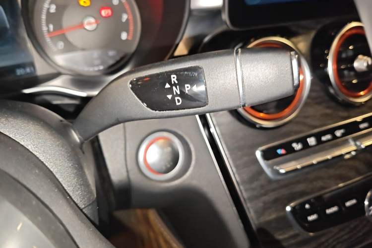 Used Mercedes-Benz C-Class 2017 Facelift C 200 L Gear Lever