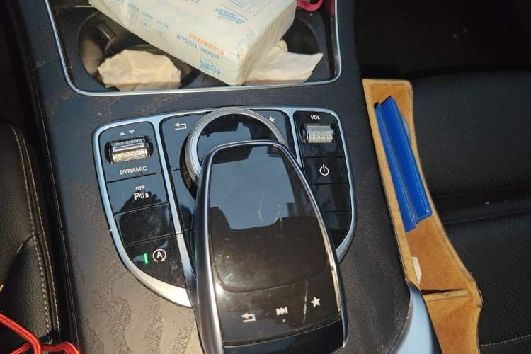 Used Mercedes-Benz C-Class 2017 Facelift C 200 L Sport Edition Gear Lever