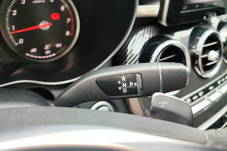Used Mercedes-Benz C-Class 2017 C 200 Sport Edition Gear Lever