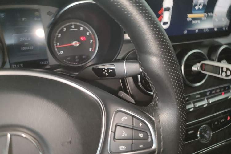 Used Mercedes-Benz C-Class 2017 C 180 L Sport Edition Gear Lever