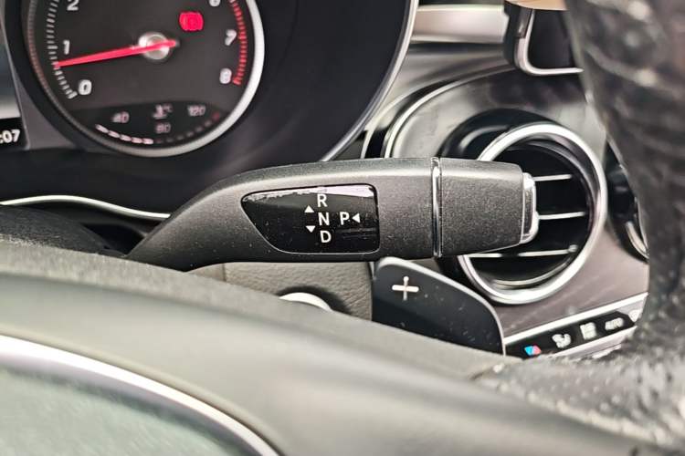 Used Mercedes-Benz C-Class 2017 Revised C 180 L Dynamic Sports Edition Gear Lever