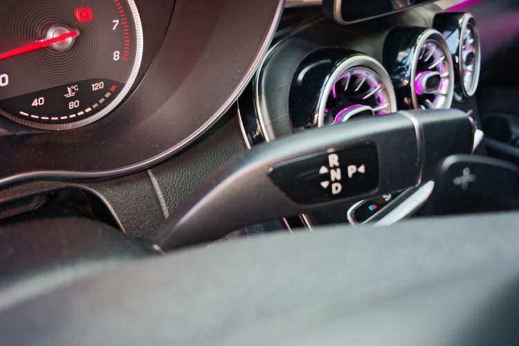 Used Mercedes-Benz C-Class 2017 Restyled C 180 L Fashion Edition Sport Version Gear Lever