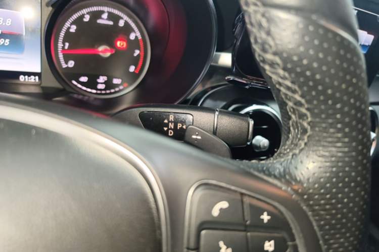Used Mercedes-Benz C-Class 2017 Facelift C 200 L Sport Edition Gear Lever