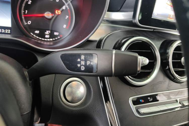 Used Mercedes-Benz C-Class 2017 Restyled C 180 L Fashion Edition Sport Version Gear Lever
