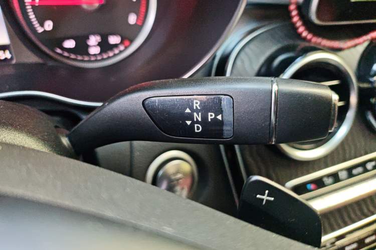 Used Mercedes-Benz C-Class 2017 C 200 L Sport Edition Gear Lever