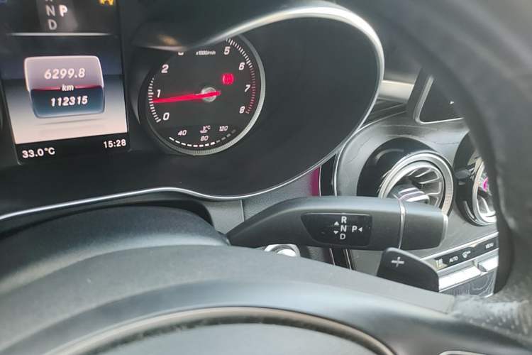 Used Mercedes-Benz C-Class 2017 Facelift C 200 L Sport Edition Gear Lever