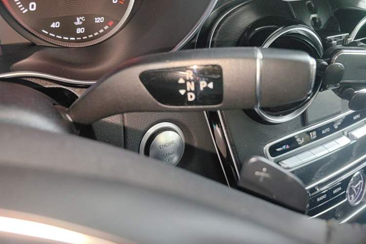 Used Mercedes-Benz C-Class 2017 C 200 L Sport Edition Gear Lever