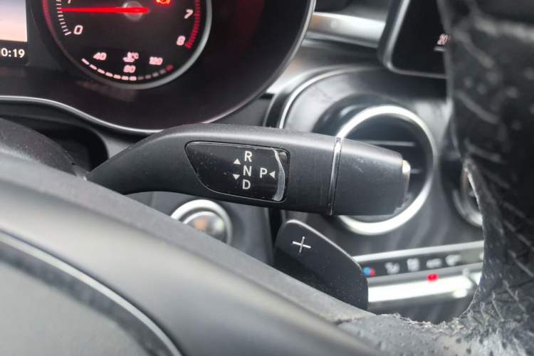 Used Mercedes-Benz C-Class 2017 Facelift C 200 L Sport Edition Gear Lever