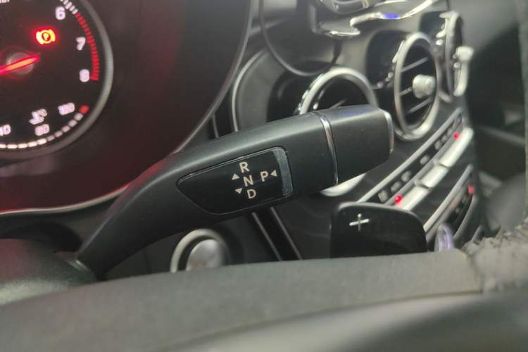 Used Mercedes-Benz C-Class 2017 Restyled C 180 L Fashion Edition Sport Version Gear Lever