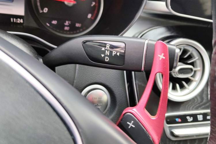 Used Mercedes-Benz C-Class 2017 Facelift C 200 L Sport Edition Gear Lever