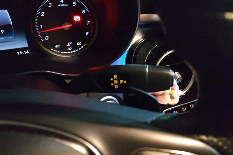 Used Mercedes-Benz C-Class 2017 C 200 L Sport Edition Gear Lever