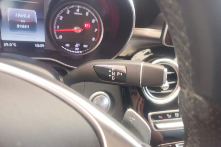 Used Mercedes-Benz C-Class 2017 C 200 Coupe Gear Lever