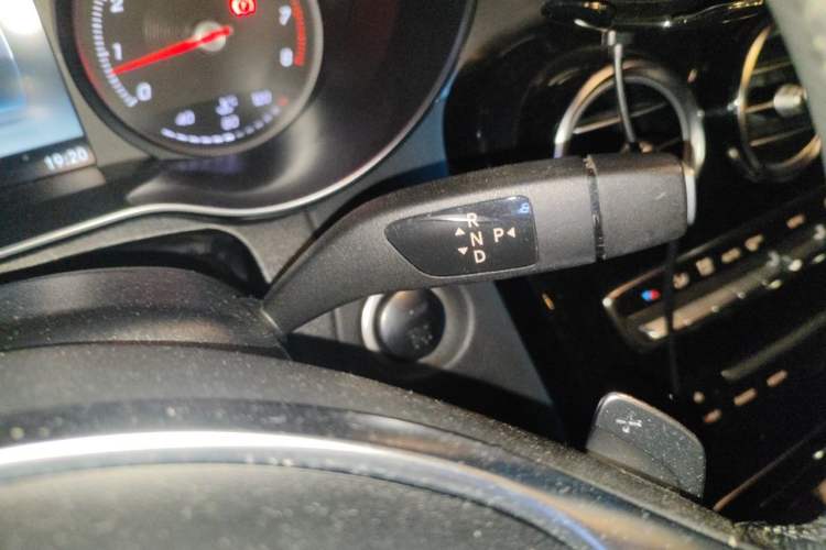 Used Mercedes-Benz C-Class 2017 Facelift C 200 Coupe Gear Lever