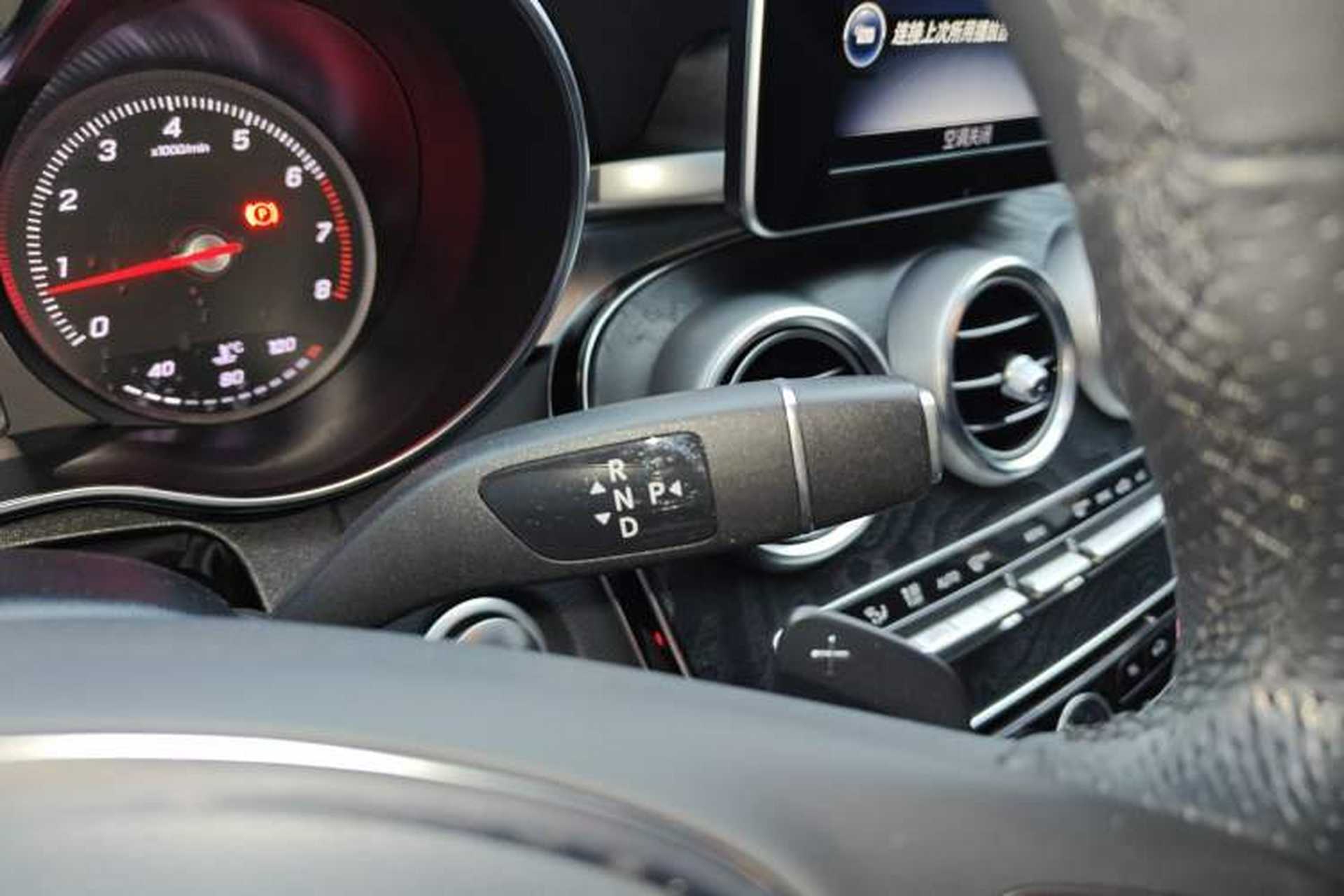 Used Mercedes-Benz C-Class 2017 Facelift C 200 Station Wagon Gear Lever