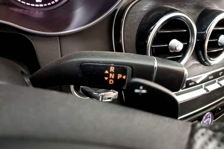 Used Mercedes-Benz C-Class 2017 C 180 L Sport Edition Gear Lever
