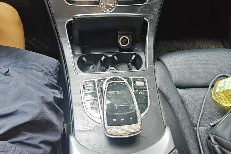 Used Mercedes-Benz C-Class 2017 C 200 L Sport Edition Gear Lever