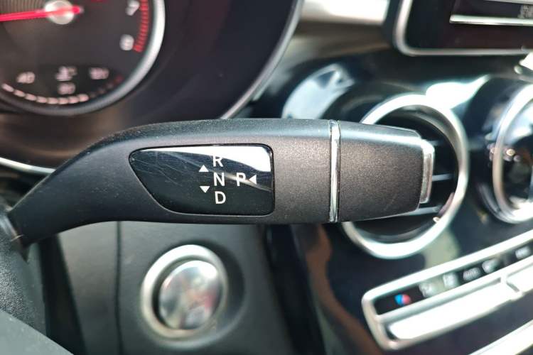 Used Mercedes-Benz C-Class 2017 C 200 Sport Edition Gear Lever