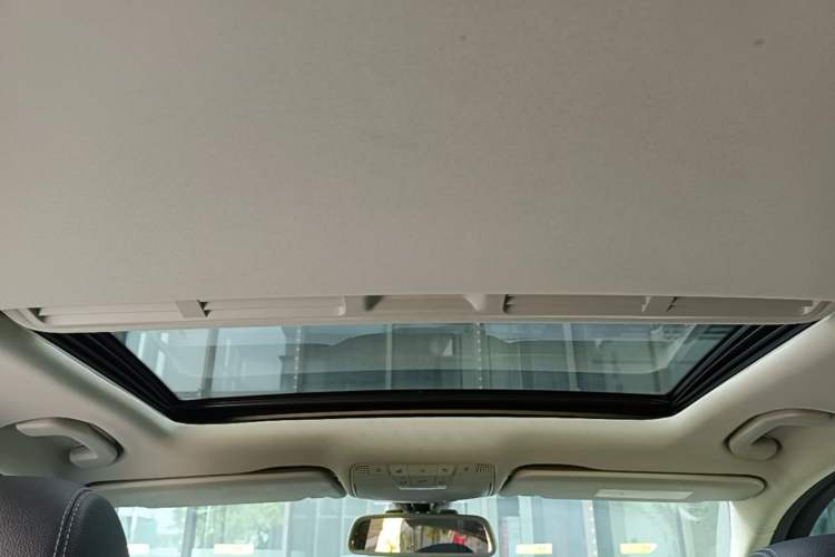 Used Mercedes-Benz C-Class 2017 C 180 L Headliner