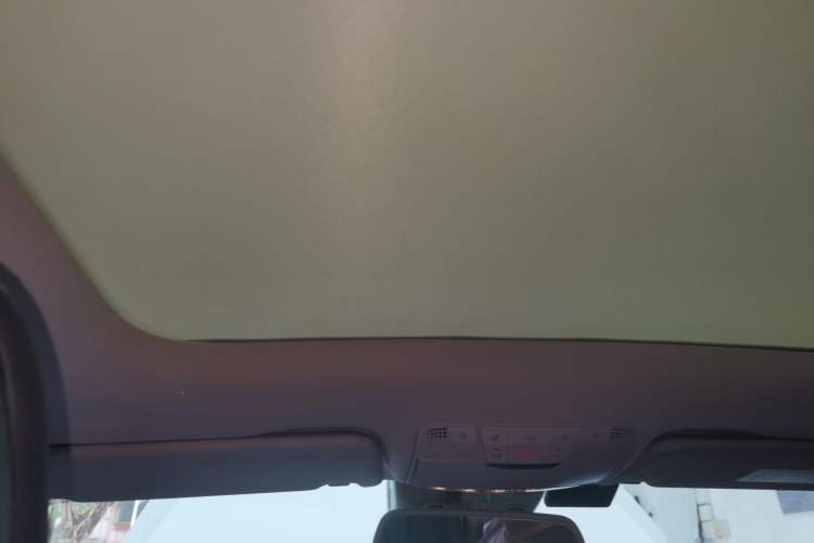 Used Mercedes-Benz C-Class 2017 C 200 L 4MATIC Sport Edition Headliner
