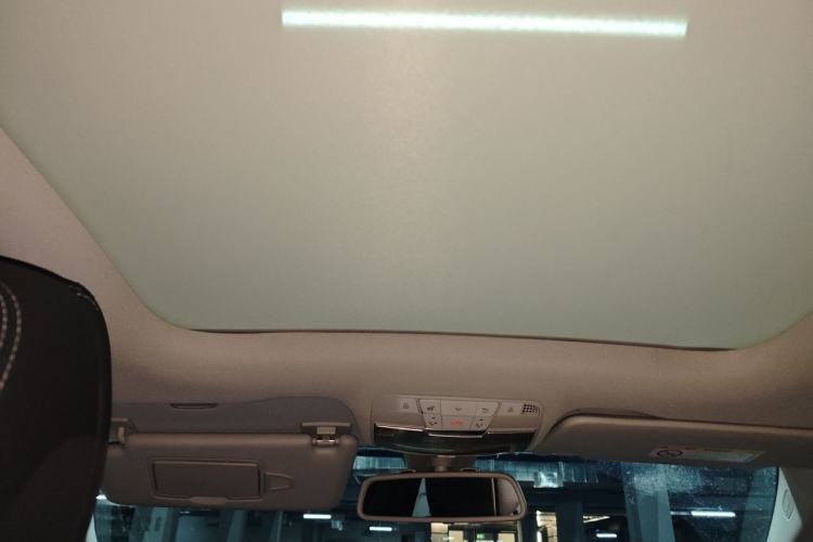 Used Mercedes-Benz C-Class 2017 Facelift C 200 L Sport Edition Headliner