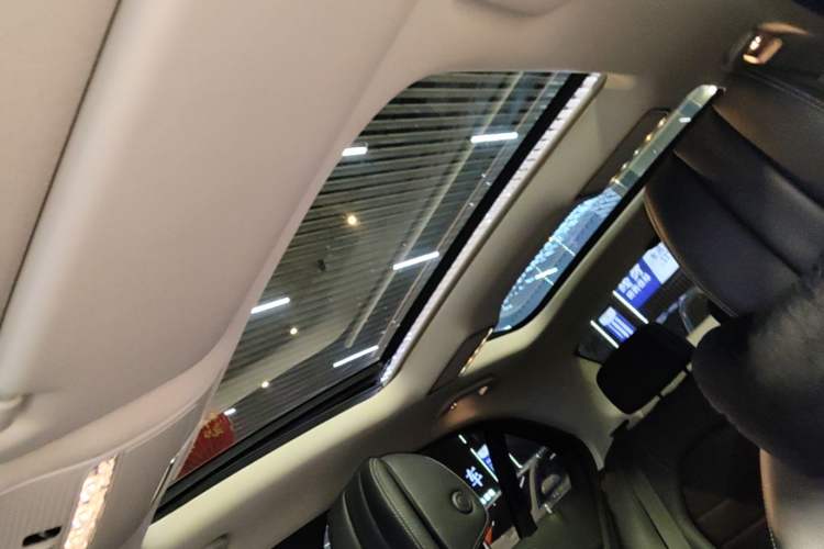 Used Mercedes-Benz C-Class 2017 C 200 L Sport Edition Headliner