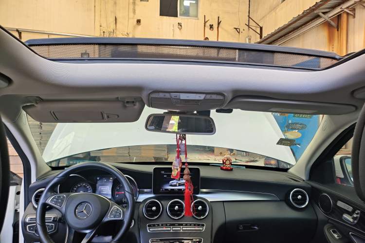 Used Mercedes-Benz C-Class 2017 Facelift C 200 L Sport Edition Headliner