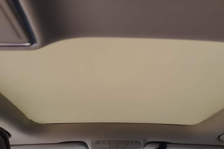 Used Mercedes-Benz C-Class 2017 C 200 L Sport Edition Headliner