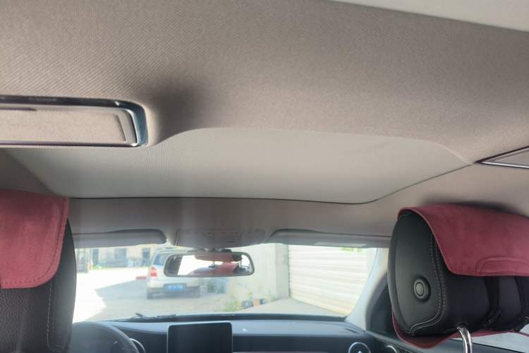 Used Mercedes-Benz C-Class 2017 Facelift C 200 L Sport Edition Headliner