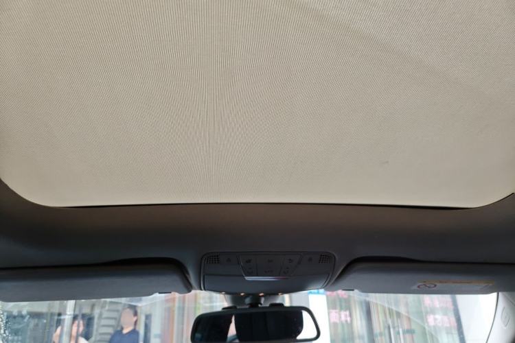 Used Mercedes-Benz C-Class 2017 Facelift C 200 L Sport Edition Headliner