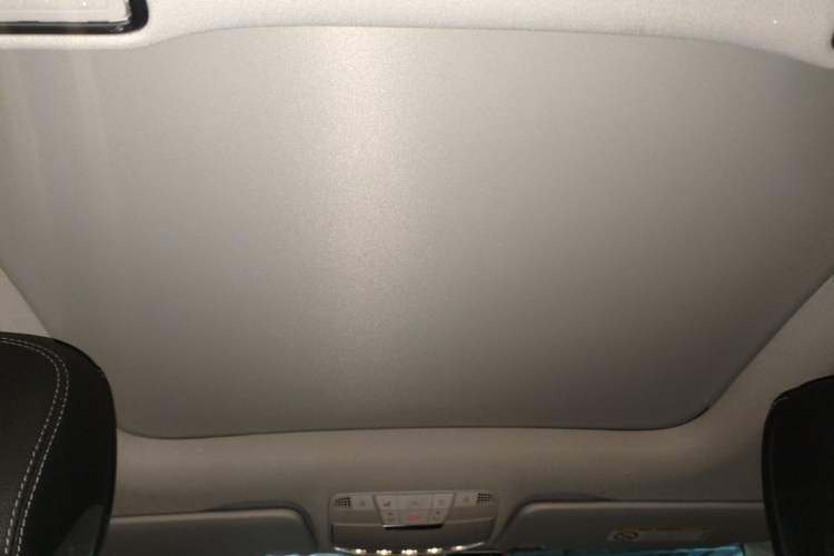 Used Mercedes-Benz C-Class 2017 Facelift C 200 L Sport Edition Headliner