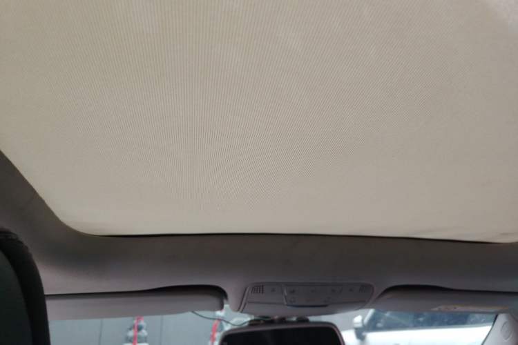 Used Mercedes-Benz C-Class 2017 Facelift C 200 L Sport Edition Headliner