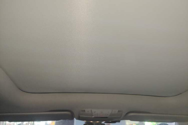 Used Mercedes-Benz C-Class 2017 Facelift C 200 L Sport Edition Headliner