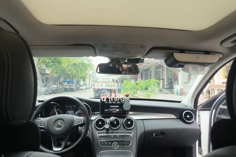 Used Mercedes-Benz C-Class 2017 Facelift C 200 L Sport Edition Headliner