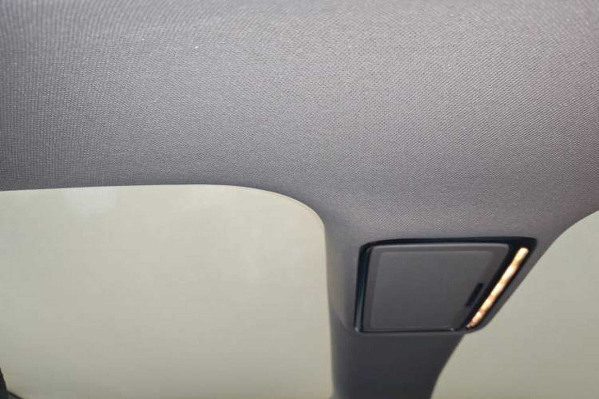 Used Mercedes-Benz C-Class 2017 Facelift C 200 L Sport Edition Headliner
