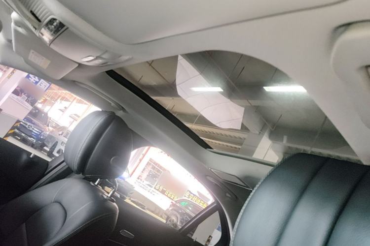 Used Mercedes-Benz C-Class 2017 C 200 L Sport Edition Headliner