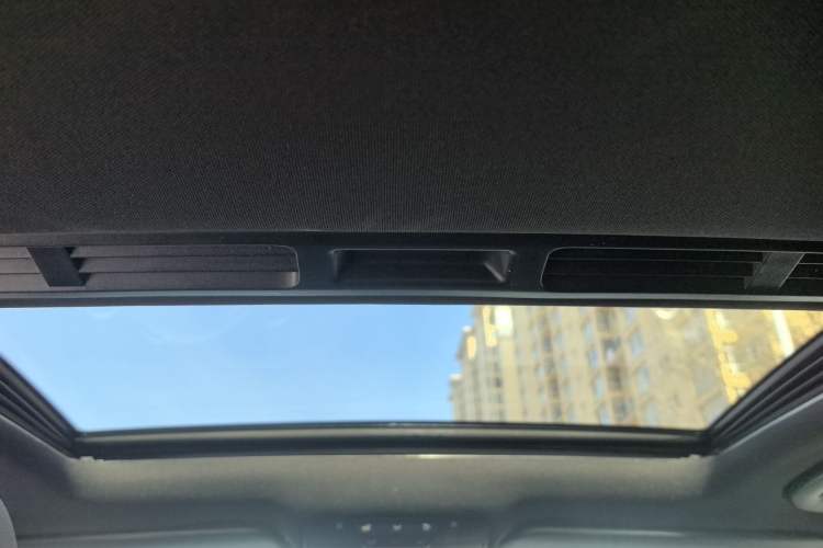 Used Mercedes-Benz C-Class 2017 Restyled C 200 Sport Edition Headliner
