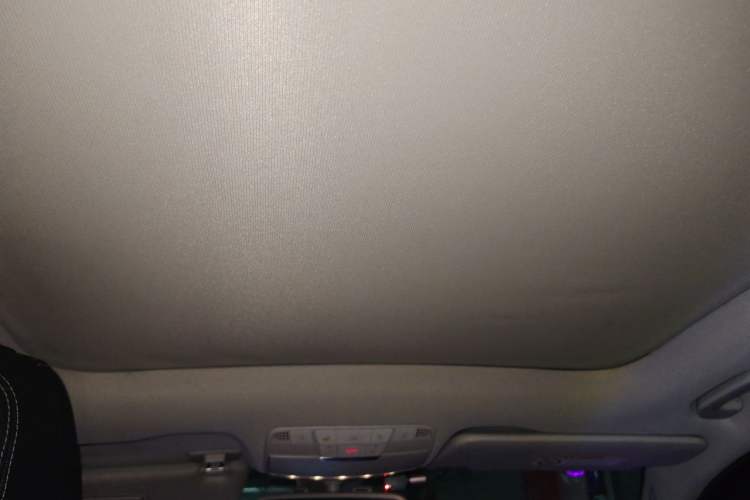 Used Mercedes-Benz C-Class 2017 C 200 L Sport Edition Headliner