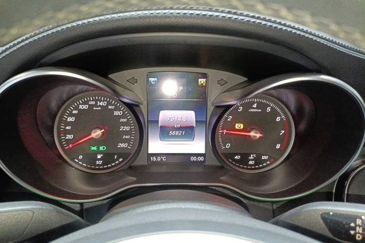 Used Mercedes-Benz C-Class 2017 Facelift C 200 L Sport Edition Instrument Cluster