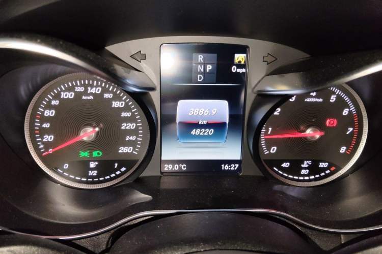 Used Mercedes-Benz C-Class 2017 Restyled C 180 L Fashion Edition Sport Version Instrument Cluster