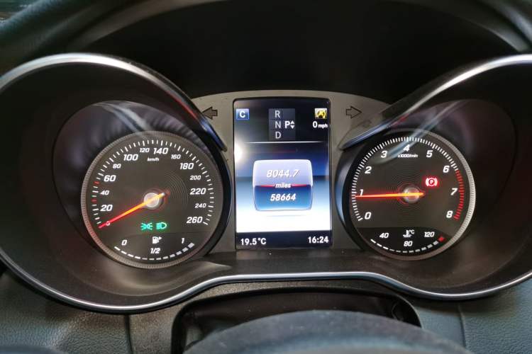Used Mercedes-Benz C-Class 2017 Restyled C 200 Sport Edition Instrument Cluster