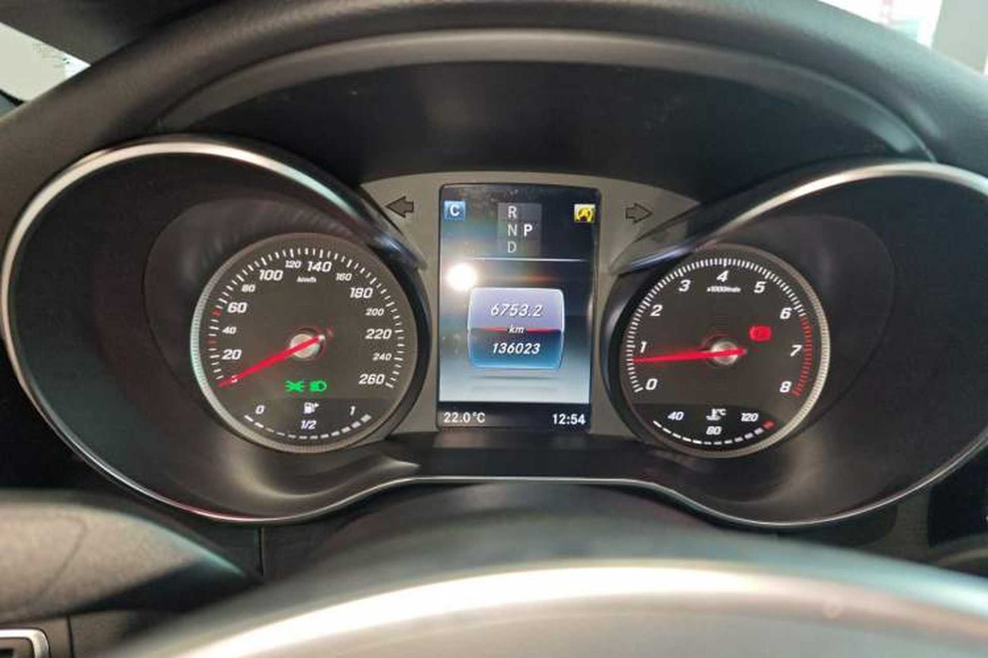 Used Mercedes-Benz C-Class 2017 Restyled C 200 Sport Edition Instrument Cluster