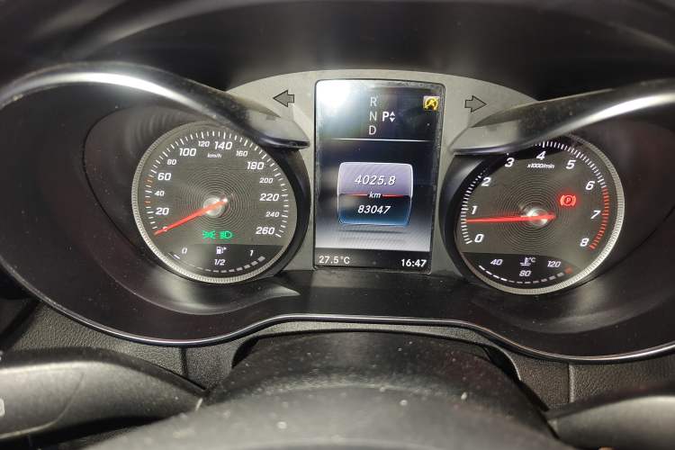 Used Mercedes-Benz C-Class 2017 Facelift C 200 L Sport Edition Instrument Cluster